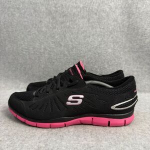 Skechers Shoes Womens Size 7.5 Black & Pink Low Top Comfort Walking Sneakers